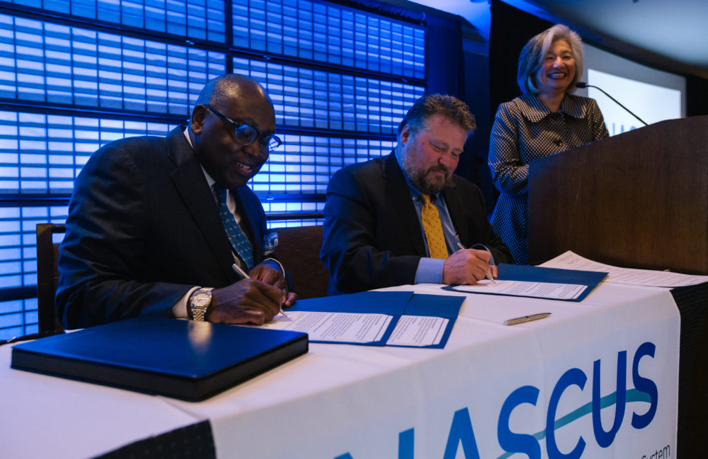 STATE REGULATORS AND NCUA SIGN COOPERATION AGREEMENT AT NASCUS SUMMIT